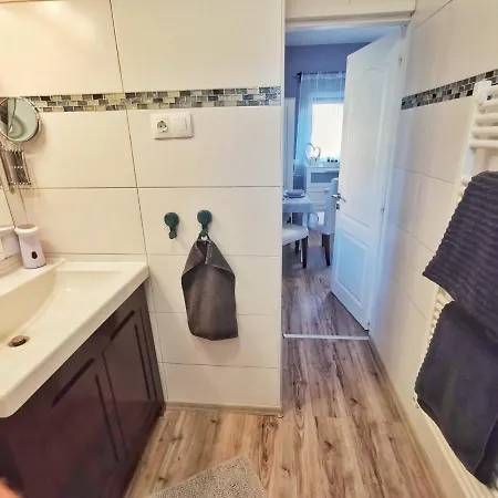 Panorama Garden Apartment